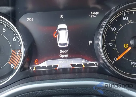 2015 Jeep Cherokee Trailhawk from USA, damaged, VIN 1C4PJMBS3FW738432